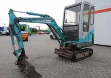 Minikotrók Kobelco SK 015