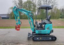 Minikotrók Kobelco SK 17