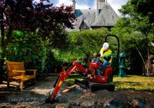 Minikotrók Yanmar SV08-1C