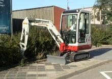 Minikotrók Takeuchi TB 014 S
