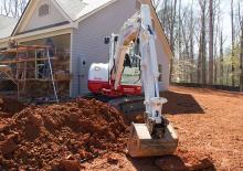 Minikotrók Takeuchi TB 240