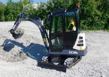 Minikotrók Schaeff TC 19-2