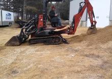 Minikotrók Ditch Witch XT1600