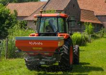 Műrágyaszórók Kubota DSC 900 