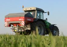 Műrágyaszórók Unia MXL 1200 Premium