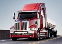 Nyergesvontatók Western Star 5700 XE 82