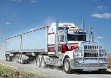 Nyergesvontatók Kenworth C509 50” Aero roof X15 6x4