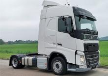 Nyergesvontatók Volvo Trucks FH.420 LNG 4x2 Tractor