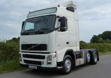 Nyergesvontatók Volvo Trucks FH.420 LNG 6x2 Pusher Tractor
