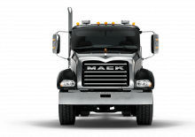 Nyergesvontatók Mack Granite 36