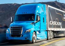 Nyergesvontatók Freightliner New Cascadia 126 BBC 72 XT