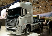 Nyergesvontatók Hyundai Commercial Vehicles P520.64 D6CA41