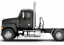 Nyergesvontatók Mack PINNACLE CA68 Conventional CXU602 MP8 4x2