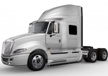Nyergesvontatók International PROSTAR 113 Hi-Rise Sleeper Cummins ISX15 4x2
