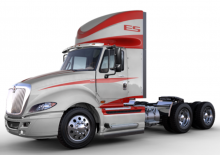 Nyergesvontatók International Prostar ES 122 Day Cab Cummins ISX15