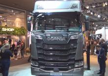 Nyergesvontatók Scania S 650 A6x2NA
