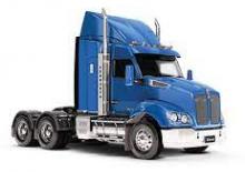Nyergesvontatók Kenworth T410 760mm Mid roof MX13 6x4