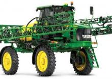 Önjáró  szántóföldi permetezők John Deere 4630
