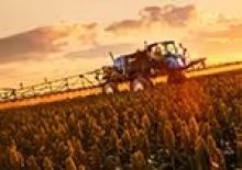 Önjáró  szántóföldi permetezők New Holland DEFEND 3500HC
