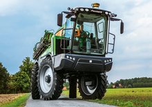 Önjáró  szántóföldi permetezők Amazone Pantera 4502 W (33)