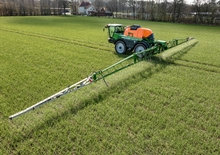 Önjáró  szántóföldi permetezők Amazone Pantera 4504 H (30/15)