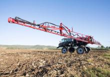 Önjáró  szántóföldi permetezők Case IH Patriot 2230