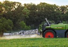Önjáró  szántóföldi permetezők Fendt Rogator 645