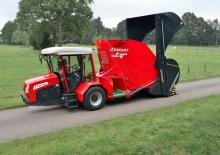 Önjáró tápkeverők Trioliet Smartrac TS 1200