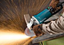 Sarokcsiszolók Makita GA9062R