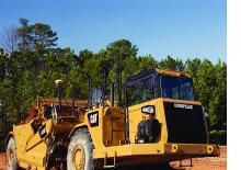 Szkréperek Caterpillar 613G