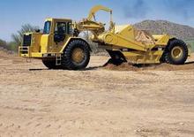 Szkréperek Caterpillar 631 E ll