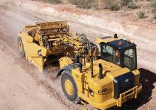 Szkréperek Caterpillar 623H