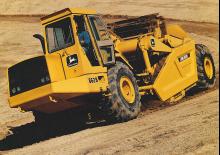 Szkréperek John Deere Construction 762B