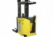 Szűkfolyosós targoncák VNA Komatsu FR15K-3