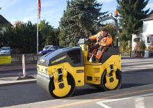 Tandem vibrohengerek Bomag BW 138 AD-5