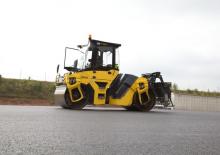 Tandem vibrohengerek Bomag BW 151 AD-5 AM