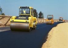 Tandem vibrohengerek Bomag BW 202 AD-4