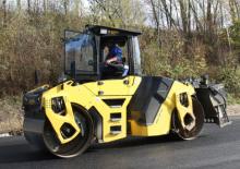 Tandem vibrohengerek Bomag BW 202 AD-5
