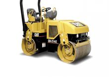 Tandem vibrohengerek Caterpillar CB 214 E
