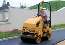 Tandem vibrohengerek Caterpillar CB14 XW