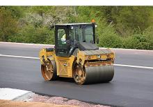 Tandem vibrohengerek Caterpillar CD54B