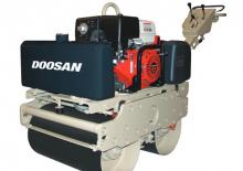 Tandem vibrohengerek Doosan DX-500E