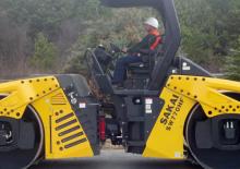 Tandem vibrohengerek Sakai SW770HF