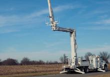 Tehergépkocsira szerelt csuklógémes munkaállványok Altec AA55E-E88