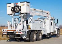 Tehergépkocsira szerelt csuklógémes munkaállványok Altec AN50OC-E80