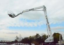 Tehergépkocsira szerelt csuklógémes munkaállványok Oil & Steel Eagle S 4230