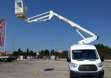 Tehergépkocsira szerelt csuklógémes munkaállványok Easy Lift EV150 