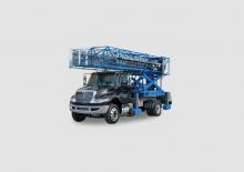 Tehergépkocsira szerelt csuklógémes munkaállványok Anderson Hydra Platforms HPT 38