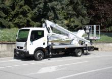 Tehergépkocsira szerelt csuklógémes munkaállványok Multitel HX 200 DS