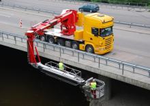 Vontatható csuklógémes munkaállványok Moog MBL 1750 T